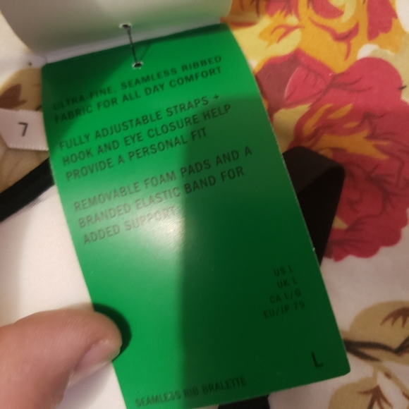 DKNY Lightweight Seamless Bralette - Picture 3 of 7